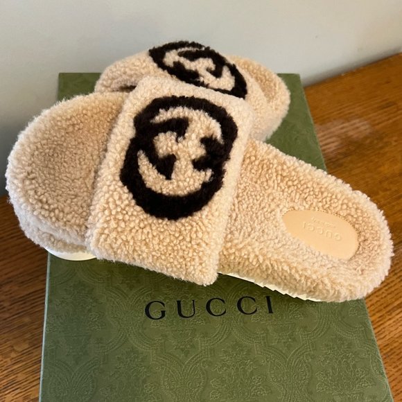 Gucci Shoes - GUCCI Wool Slide Sandals - EXCELLENT CONDITION Size EU39/US9